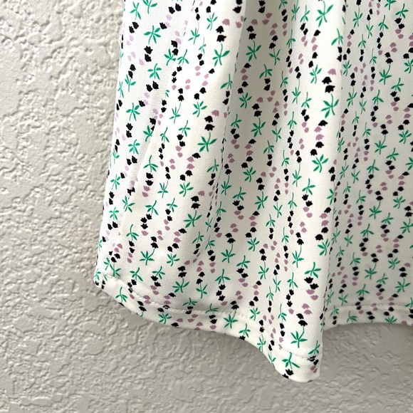 Ann Taylor Green Purple Floral Print Blouse Short Sleeve Casual Classic Top SP - Picture 6 of 7
